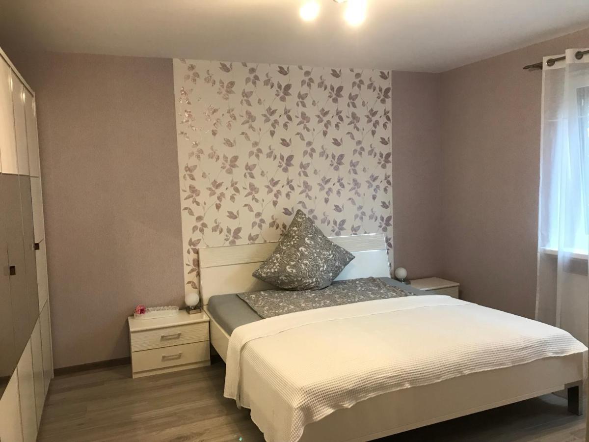 3 -Zimmer Wohnung Im Zentrum バート・ネンドルフ エクステリア 写真